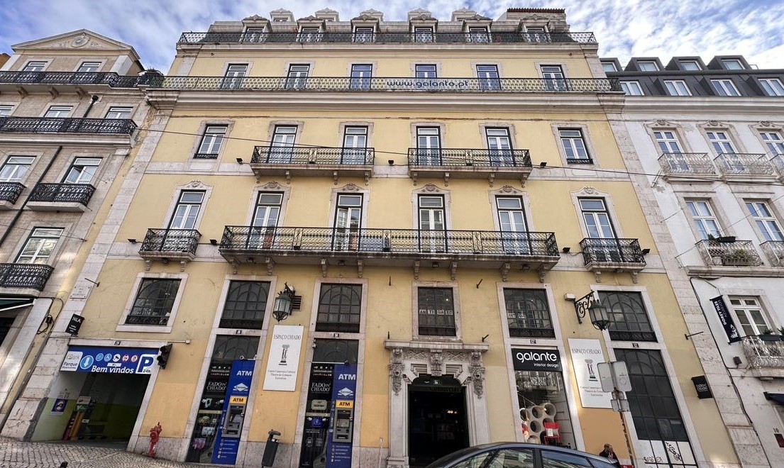 Edifício do Espaço Chiado na Rua da Misericórdia, Lisboa